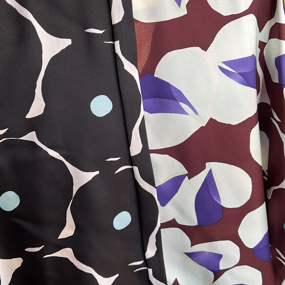 NWOT Diane von Furstenberg silk top. Size M - Picture 9 of 16